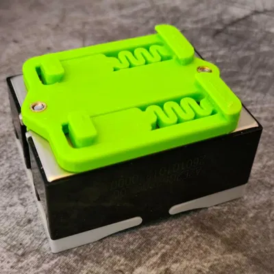 Giá đỡ ray DIN SSR theo chiều dọc (ren nhiệt ở mặt khác)