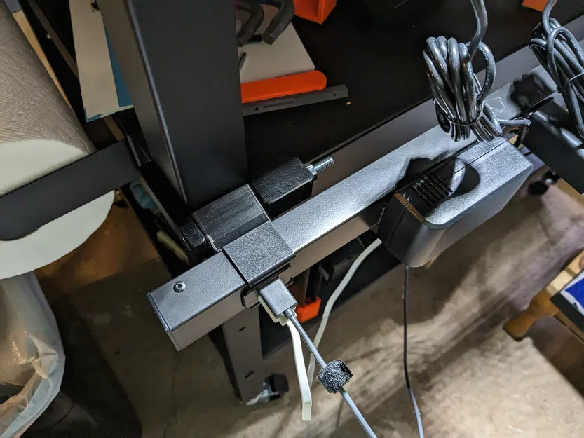 Giá đỡ dây nguồn IKEA BROR chịu lực - Image 1