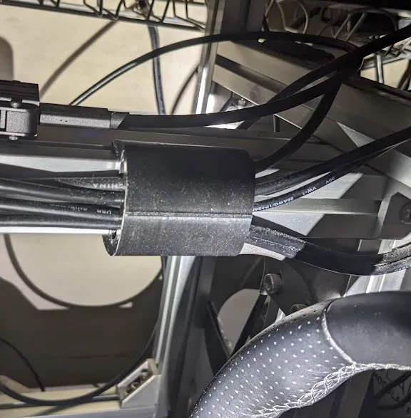 Kẹp Dây Cho Rãnh Nhôm 3030 - Image 1