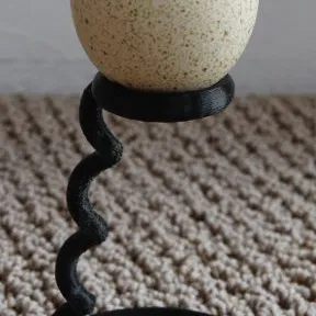 Chân Đế Trứng Phục Sinh - Nhóm 3 (OpenSCAD)