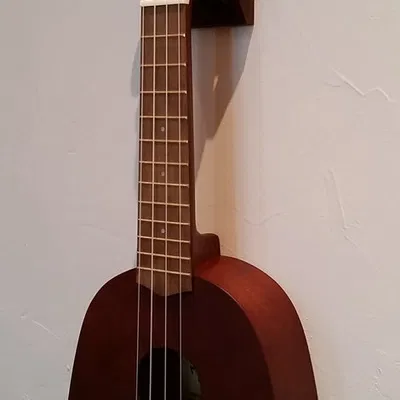 Móc treo Ukulele (OpenSCAD)