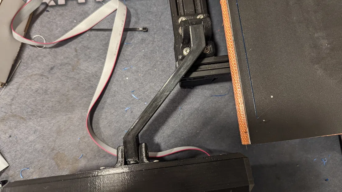 Vỏ và Giá đỡ PanelDue 7i cho Thanh định hình 2040 - Image 4