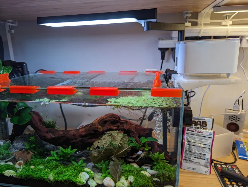 Máng ăn tự động cho hồ cá - Image 2