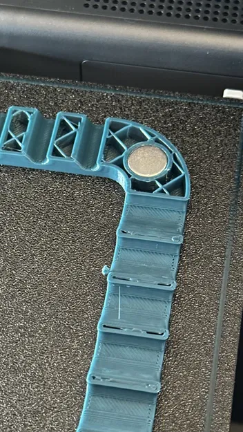 Bambu Lab X1C - Giá đỡ kính trên có lỗ thông hơi và hỗ trợ nam châm - Image 2