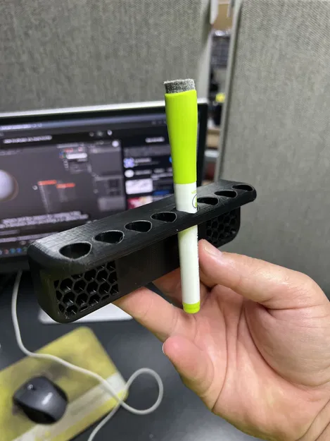 Giá Đựng Bút Lông Bảng - Có Lỗ Nam Châm - Image 4