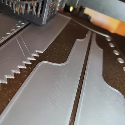 Dao Trang Trí Cho Cửa Hàng