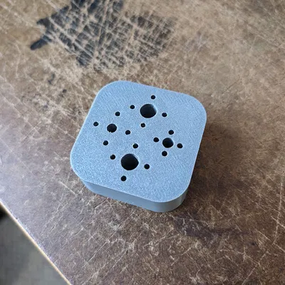 Khuôn Khoan Lỗ Chống Xoay Arri Chuẩn