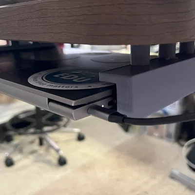 Giá đỡ laptop dưới bàn (không cần hỗ trợ)