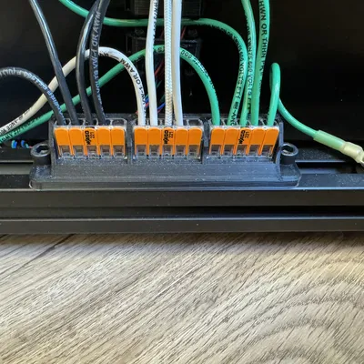 Giá đỡ Wago 5 Cổng Cho Thanh Nhôm 3030