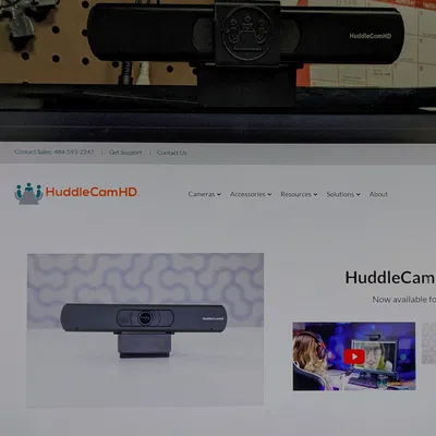 Tấm che riêng tư cho Webcam HuddleCamHD Pro