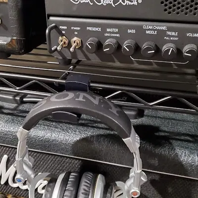 Móc Kệ Lưới Treo Tai Nghe hoặc Dây Cáp