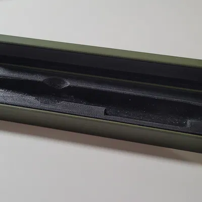 Hộp đựng bút Parker IM có khóa nam châm