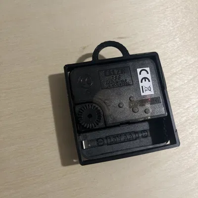 Giá treo đồng hồ tường