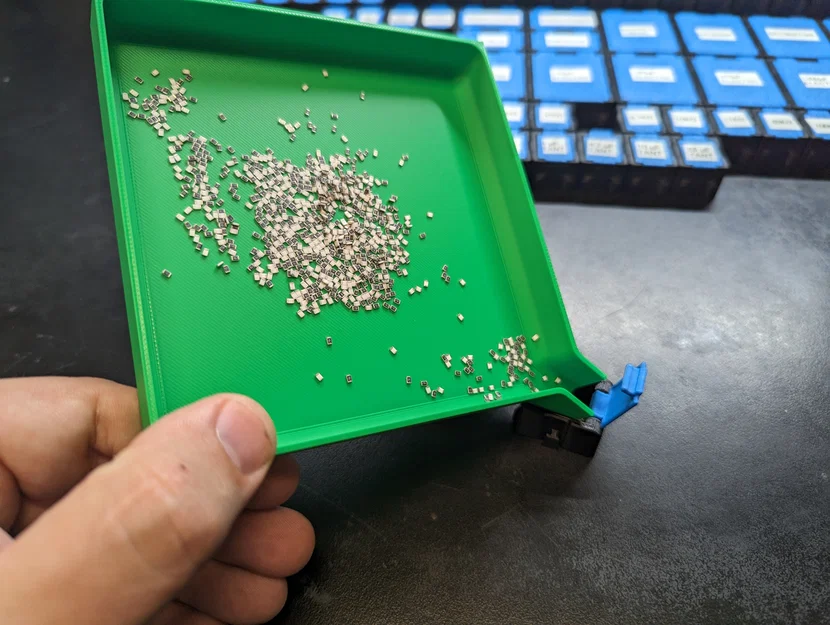 Phễu Đổ Linh Kiện SMD - Image 1