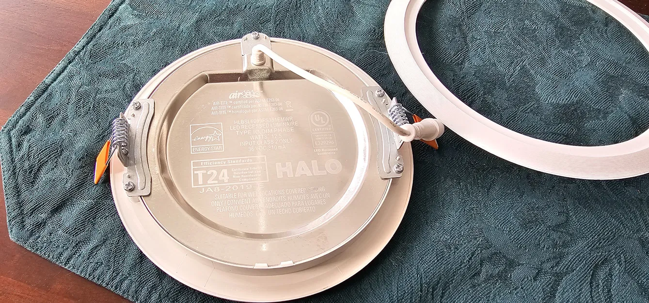 Vòng Adapter Chân Đèn LED HALO 6 inch - Image 1