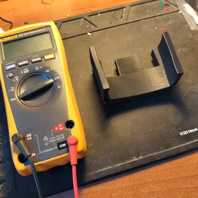 Giá đỡ Fluke 177 DMM cho Honeycomb Storage Wall