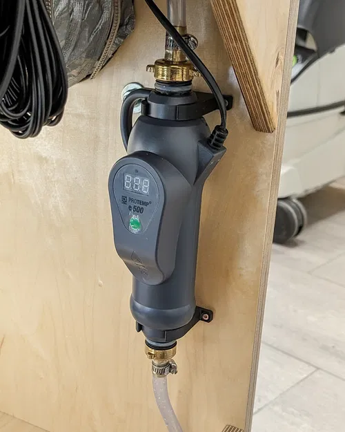 Giá Treo Tường Cho Máy Sưởi Hồ Cá JBL ProTemp e500 - Image 1