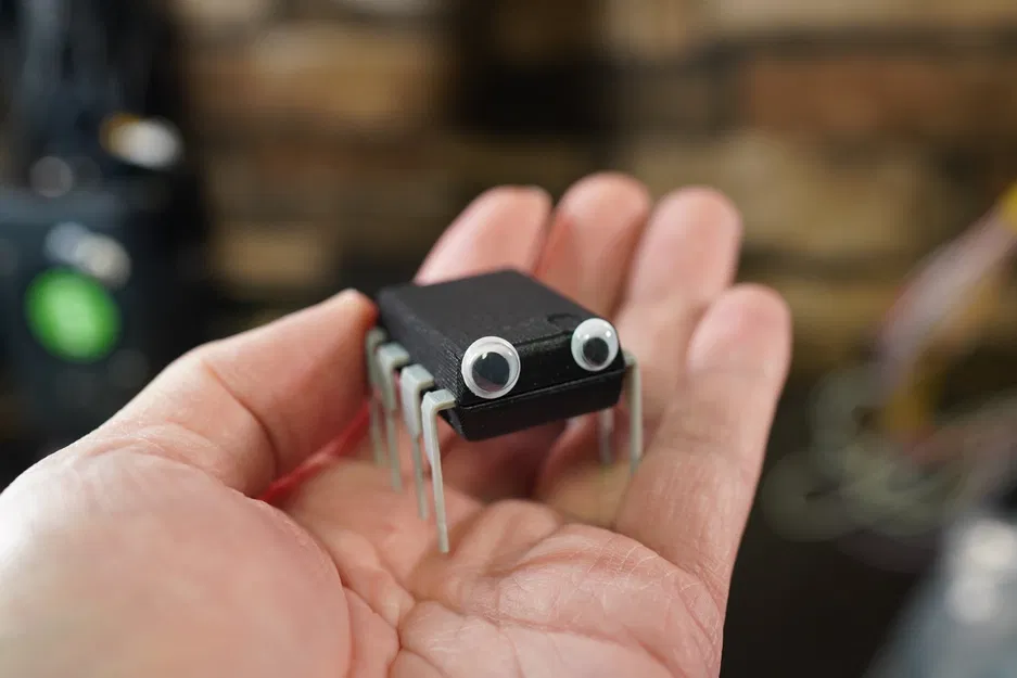 IC-chan_ bản mẫu - Image 1