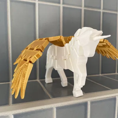 Mô hình Flexi Alicorn có thể điều chỉnh