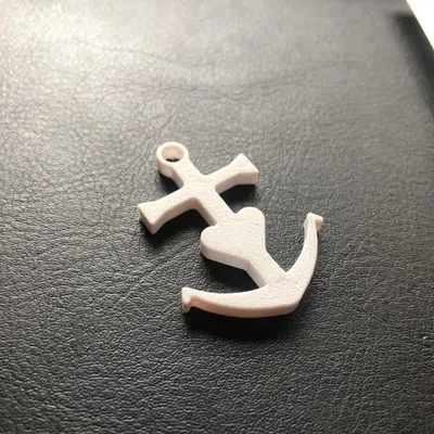 Thập Giá Đức Tin, Hy Vọng và Tình Yêu