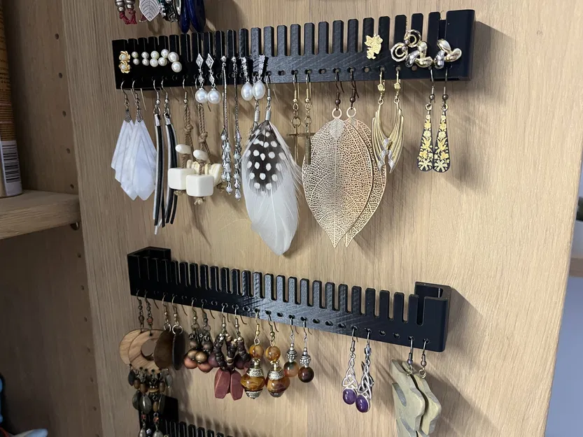 Kệ Treo Tường Đựng Bông Tai - Image 2