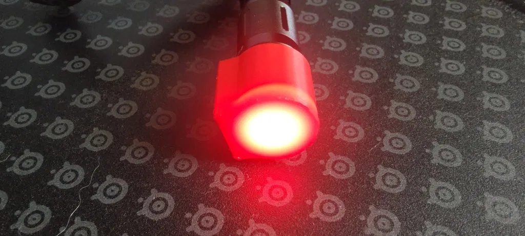 Nắp chụp và bộ khuếch tán đèn pin Fenix E05R - Image 1