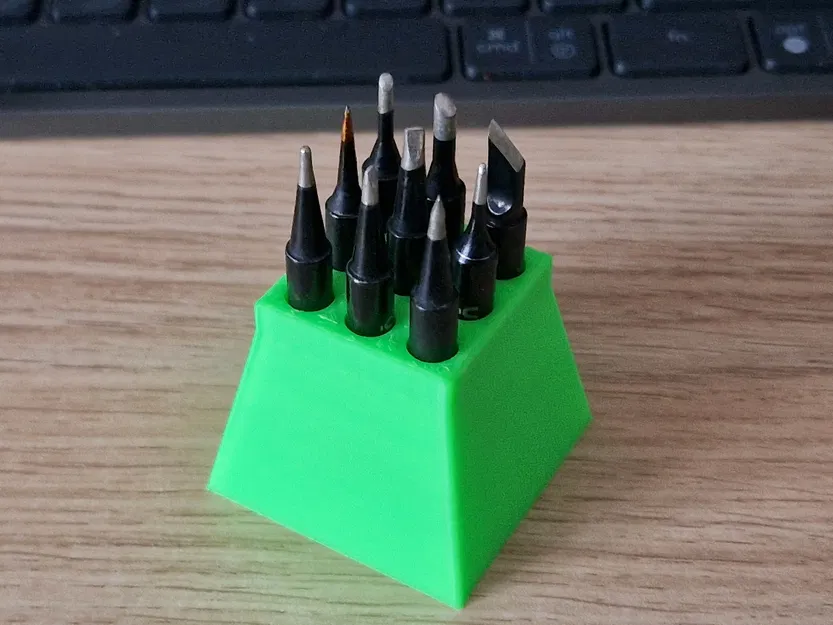 Đế đựng mũi hàn cho máy Yihua - Image 1