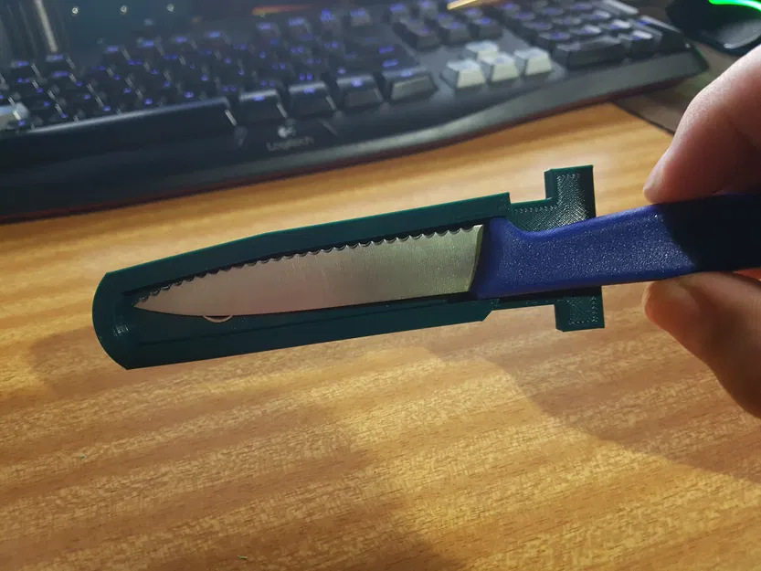 Vỏ dao bào Victorinox dùng một tay - Image 1