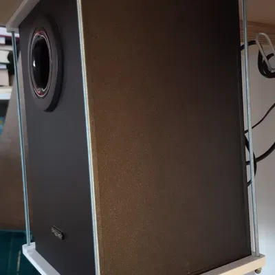 Giá Đỡ Gầm Bàn Cho Loa Subwoofer Creative Inspire T3100