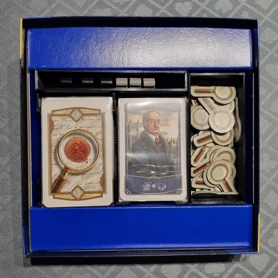 Holmes - Insert Sherlock đối đầu Moriarty