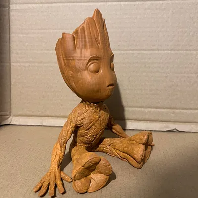 Em Bé Groot (Ngồi Và Vẫy Tay Chào)