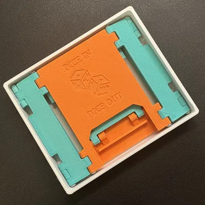 Tháp Tung Xúc Xắc Gấp Gọn Tiện Lợi