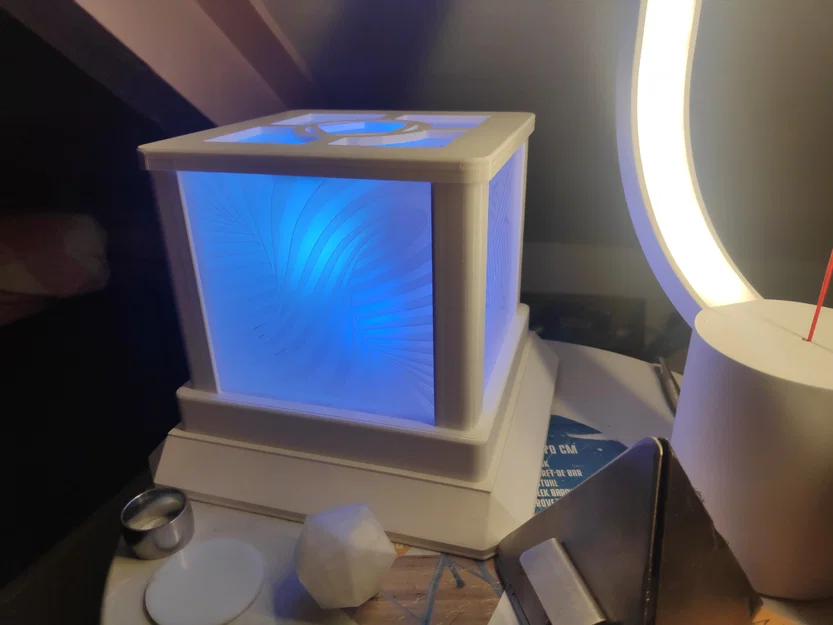Đèn ngủ dạng bảng với các tấm panel cắt laser tùy chỉnh - Image 4
