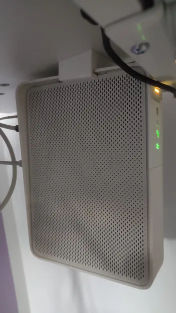 Giá Đỡ Modem Compal CH7465 (Vodafone) Gắn Dưới Bàn - Image 1