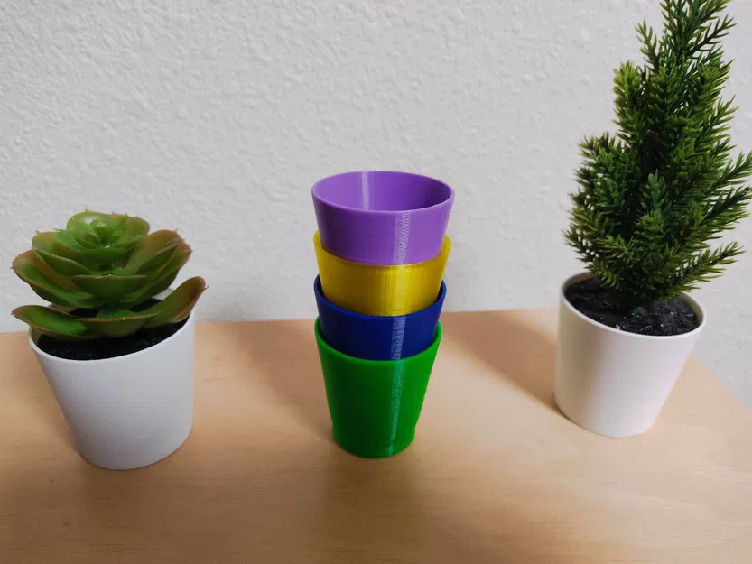 Ly đồ chơi - Image 1