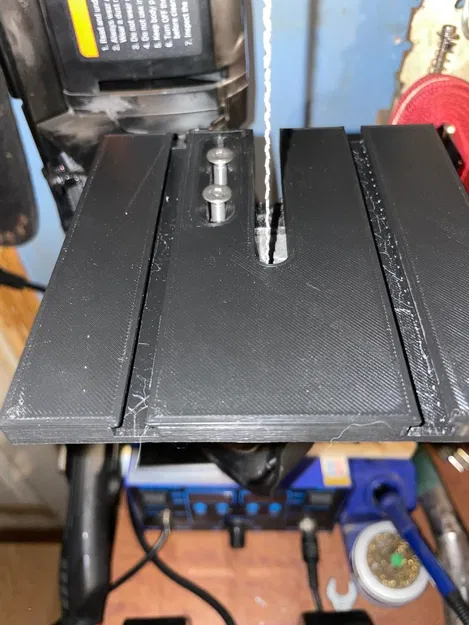 Bàn Máy Cưa Vòng Cầm Tay Wen - Image 1