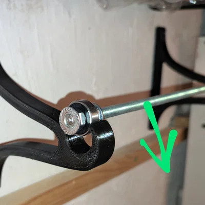 Giá đỡ cuộn dây treo tường bằng thanh ren M8