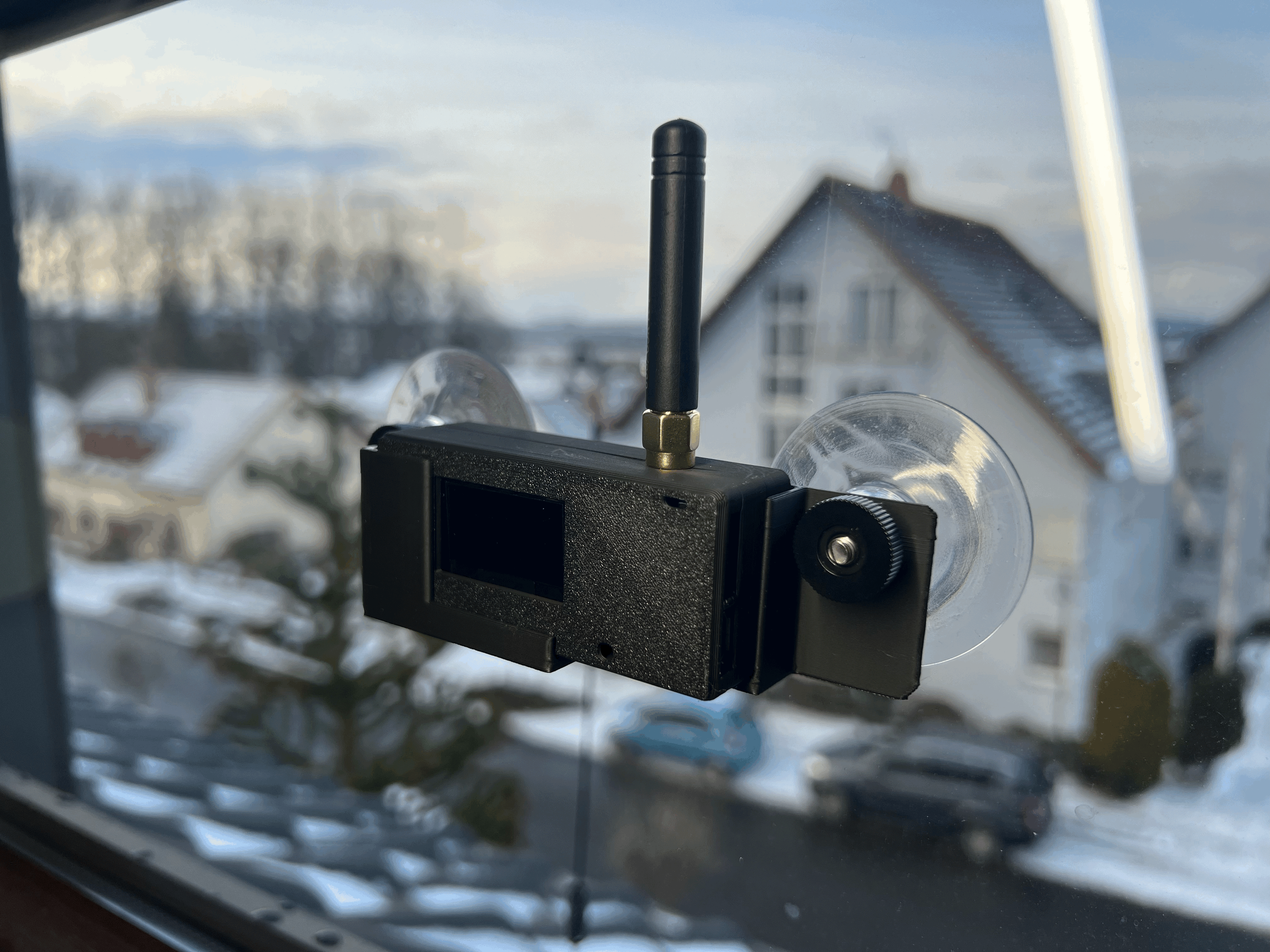 Giá đỡ cửa sổ Meshtastic / Fenster Halter cho LILIGO TTGO LoRa V2.1 - Image 1