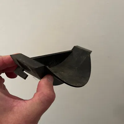 Tấm chắn chống tè và chống cào mèo Petlux Famree