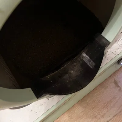 Tấm chắn chống tè và chống cào mèo Petlux Famree