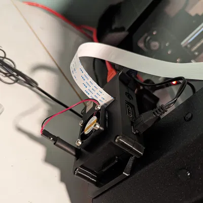 Hộp Raspberry Pi 3 - Gắn Original Prusa Enclosure