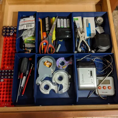 Khay Đựng Đồ Lặt Vặt Cho Ngăn Kéo Nữa Nè