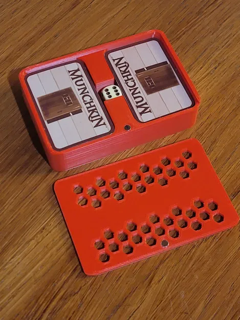 Hộp Di Chuyển Munchkin - Image 2