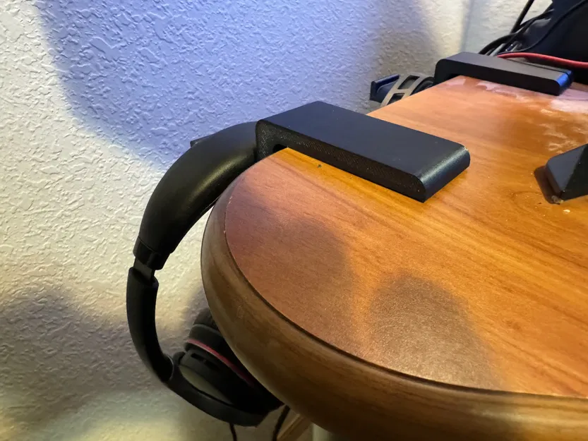 Một cái giá đỡ tai nghe nữa nè - Image 1