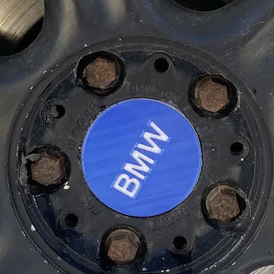 BMW E39 - Nắp Mâm Xe