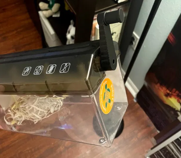 Tay quay cho máy hủy giấy - Image 1