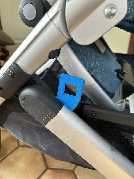 Chốt Khóa Xe Đẩy Uppababy Cruz V2 - Image 2