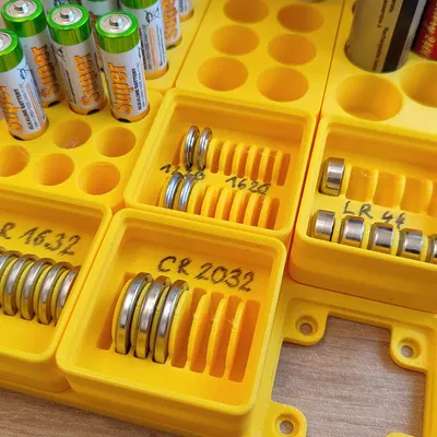 Hộp đựng pin cúc áo cho Gridfinity