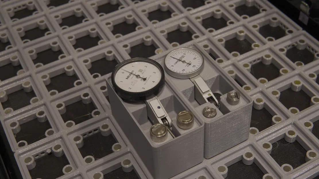 Giá Đỡ Đồng Hồ So GRIDFINITY - Image 1