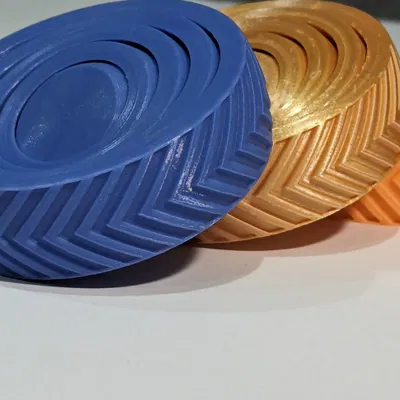 Spinner Hình Tròn Có Họa Tiết Lốp Xe